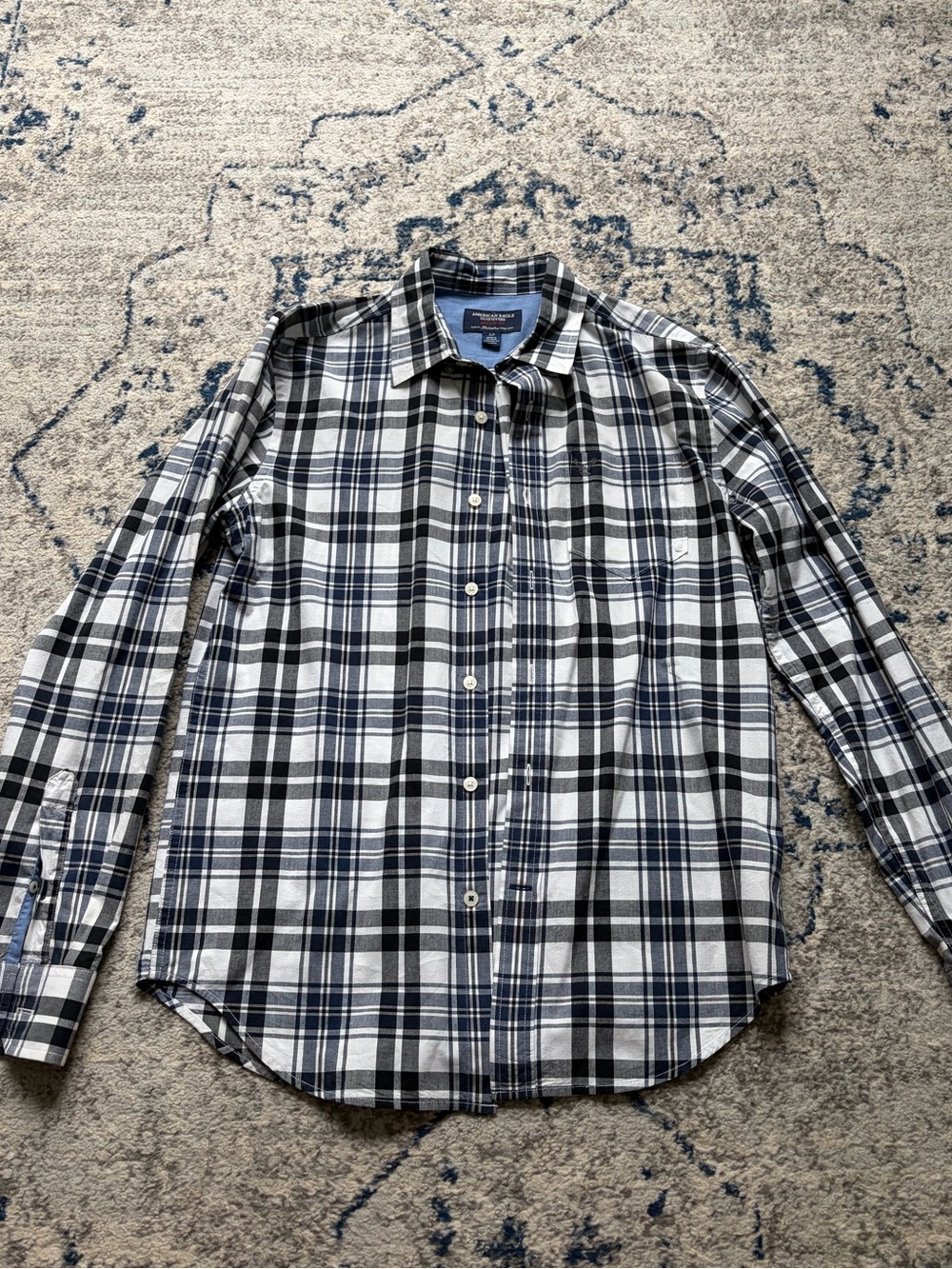 American Eagle Outfitters Black, White & Navy Plaid Button-Down Shirt